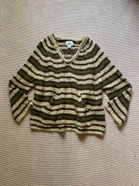 ✰ brown green tan v neck chunky knit sweater ✰